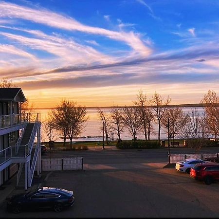 Raccoon Lodge Motel Sylvan Lake Ngoại thất bức ảnh