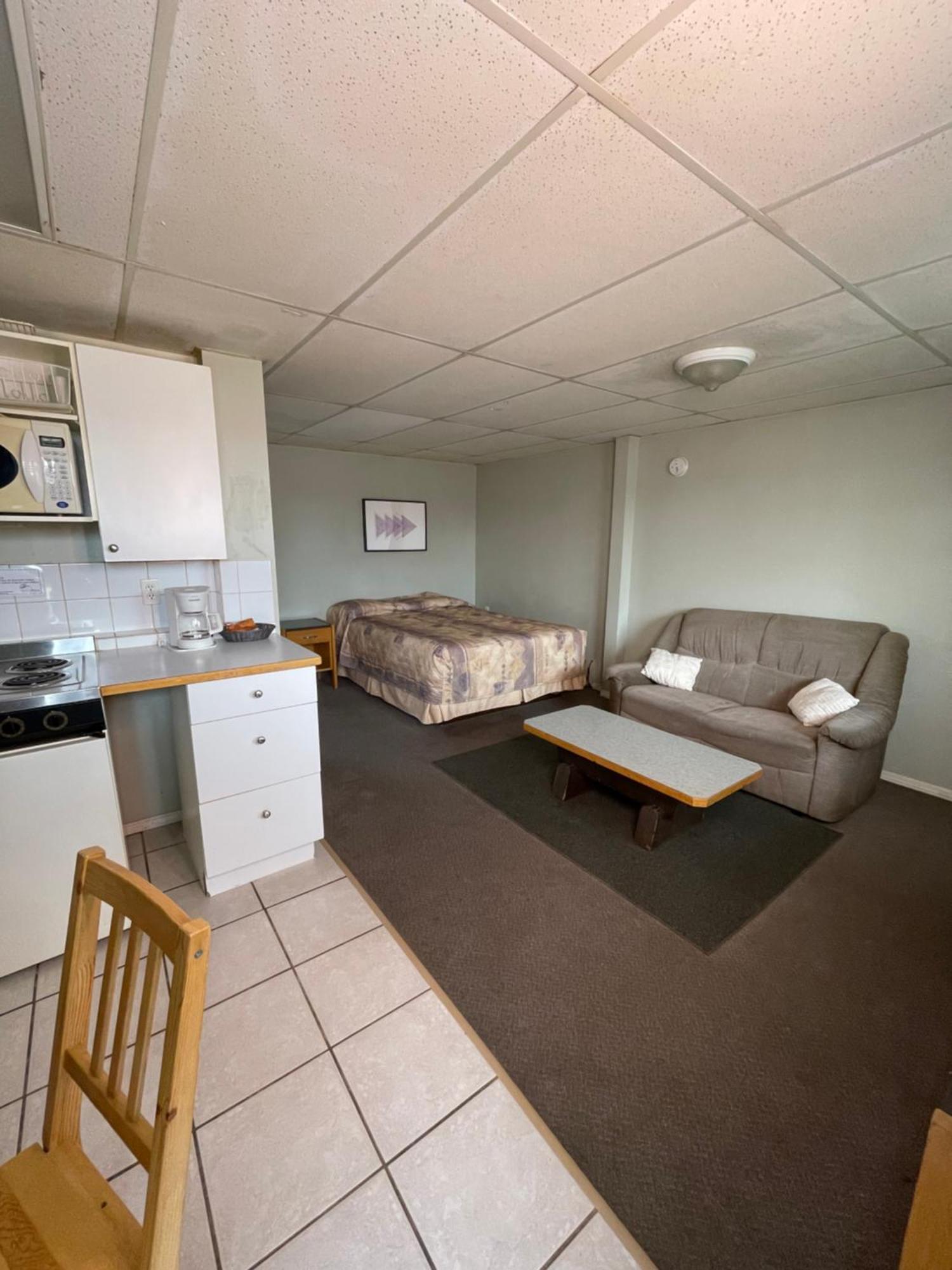 Raccoon Lodge Motel Sylvan Lake Ngoại thất bức ảnh