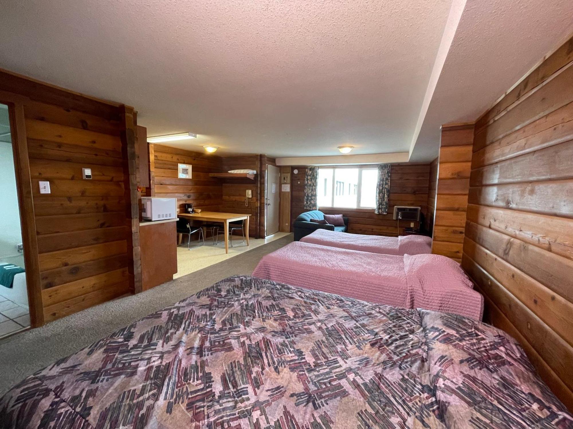 Raccoon Lodge Motel Sylvan Lake Ngoại thất bức ảnh